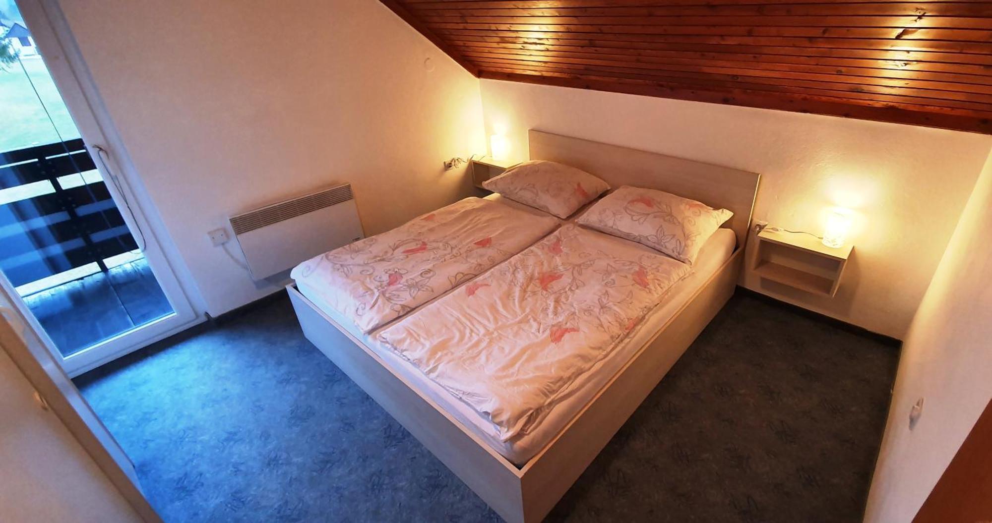 Apartments And Rooms Milena Kranjska Gora Rom bilde